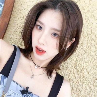 女孩爱跑步